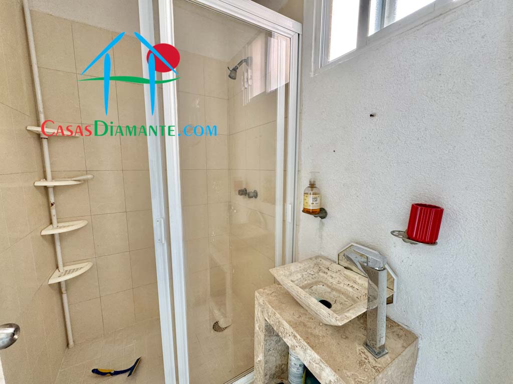 Marina Diamante First Ñ 05 - Baño compartido 1